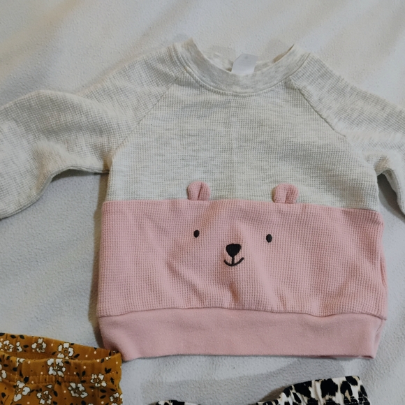 Charming Kids 8 Piece Clothing Set with Playful Prints - Picture 10 of 10